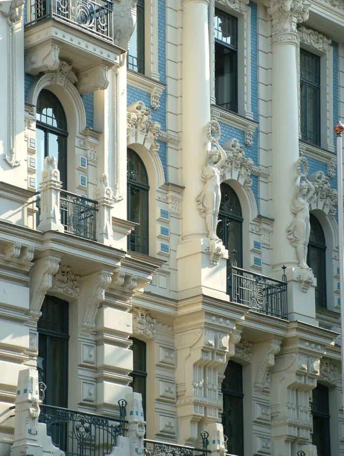 Architecture of Riga: from Art Nouveau to Soviet Construction