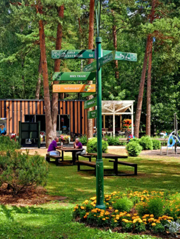 Green oasis in the city rush: 10 picturesque parks in Riga