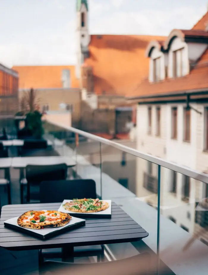 Kur meklēt labāko picu Rīgā: 7 restorāni