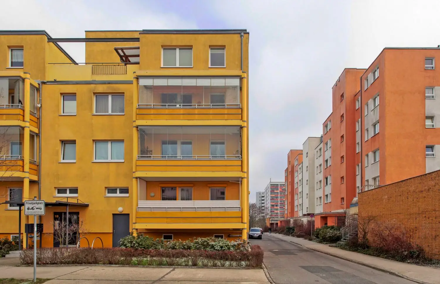 Redeveloping Mass Housing: Effective Strategies and Practices