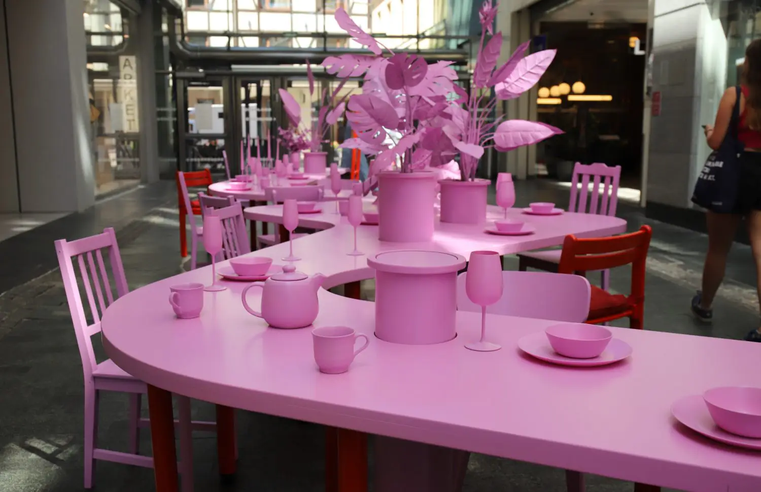 &#8220;Common Table&#8221;: a unique social installation in Galerija Centrs  