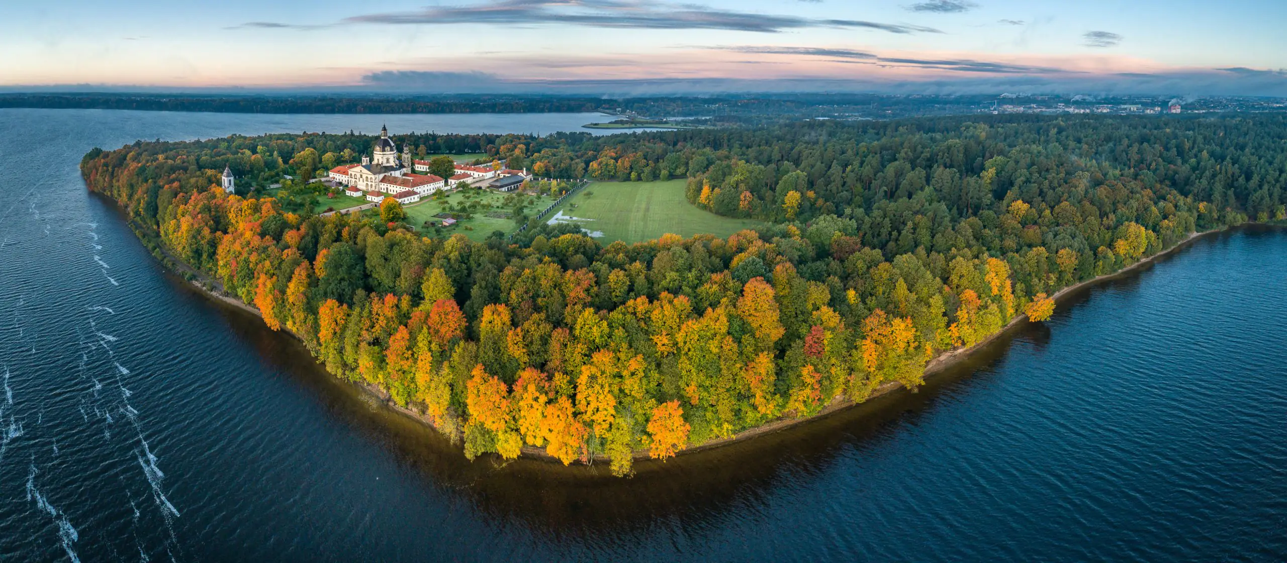 Braucam uz Kauņu! Skaidrojam, ko tur darīt, kur palikt un kā nokļūt