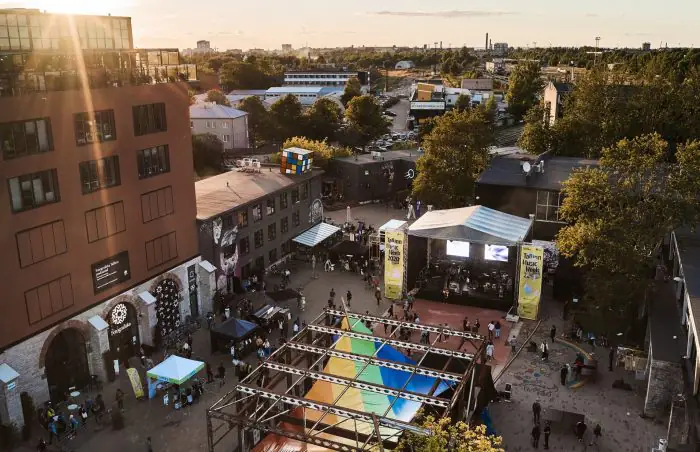 Urban Festivals: Activation, Inclusion and Experimental Architecture