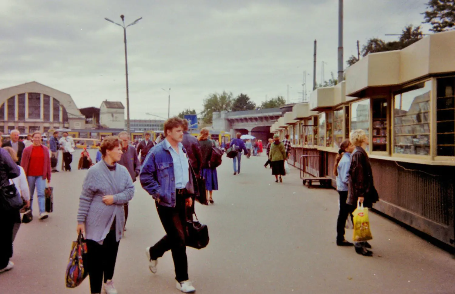 Kioski un sīktirdzniecība Rīgā