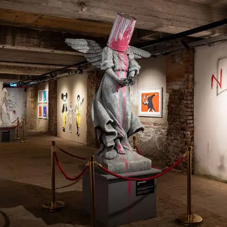 The Mystery of Banksy &#8211; A Genius Mind