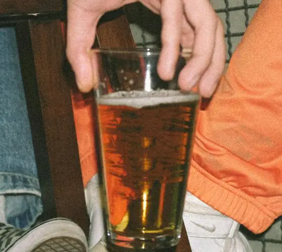 Alus tradīcijas Latvijā: vēsture un mūsdienas
