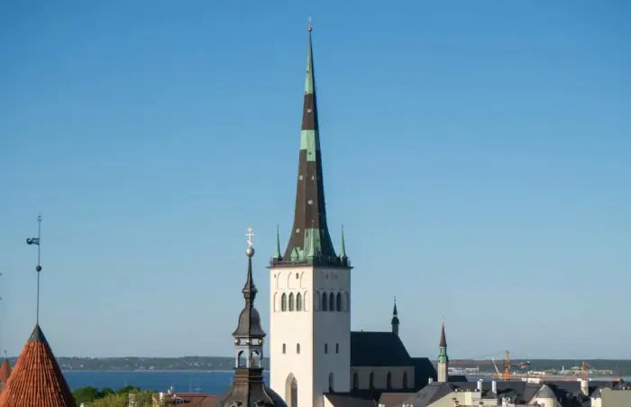 Гид по архитектурным стилям: Средневековье и Готика