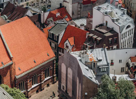 “The Fifth Façade” in Latvian architecture