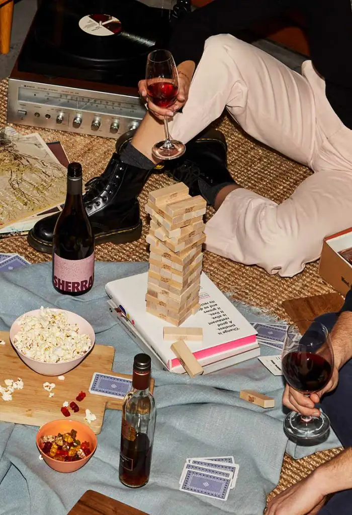 Oriģinālas idejas vecmeitu un vecpui&scaron;u ballītēm Rīgā