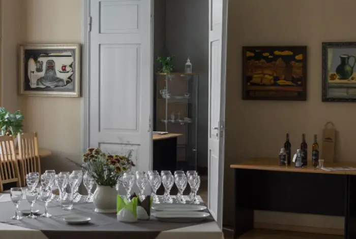 Ziemeļu vīns: kā Latvijā, spītējot klimatam, tiek audzētas vīnogas