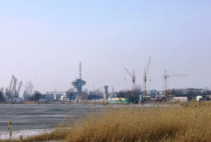 Vecmīlgrāvis: Rīgas ziemeļu osta starp kanālu un vēsturi